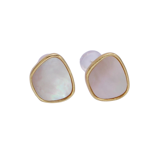 Shell Pearl Abstract Stud